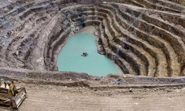 image: 15 arbeidere kvalt i ulovlig gruve i Kongo